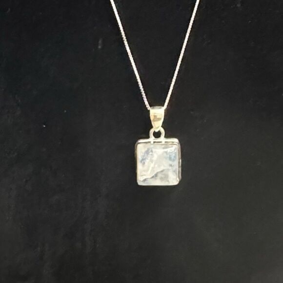 Moonstone Pendant Necklace New 925 Italy Chain 22 Inch Square Setting - Picture 1 of 7
